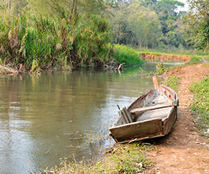 boat without paddle